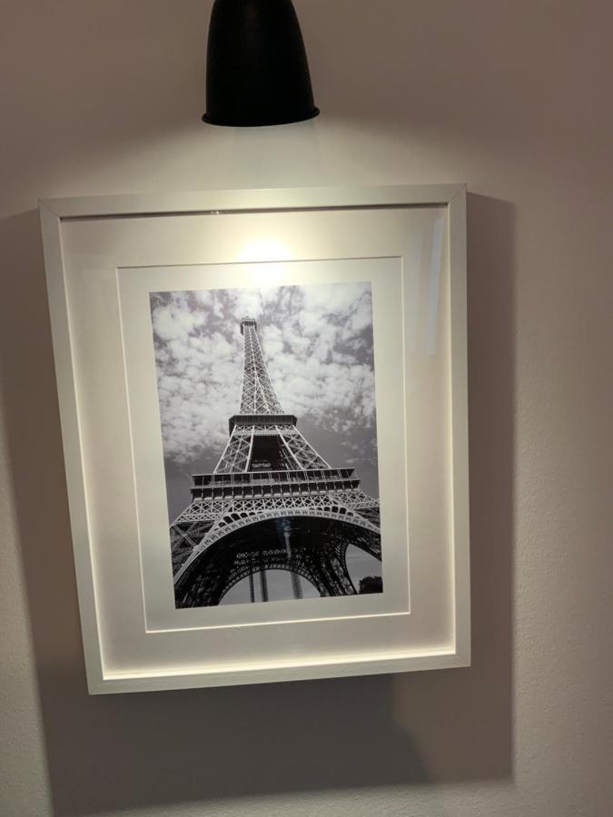 Apartamento Quartier bas Montreuil à 3minutes du métro Exterior foto